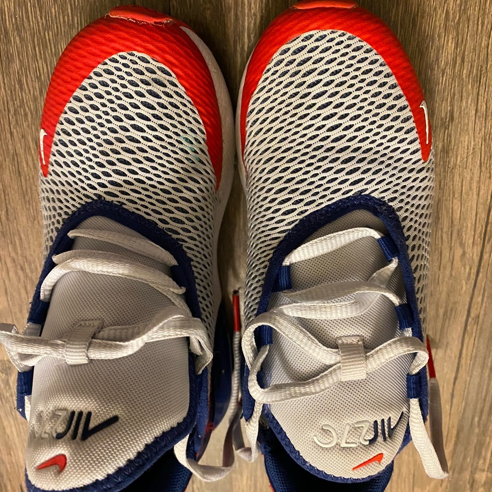 Boys Nike AirMax 270